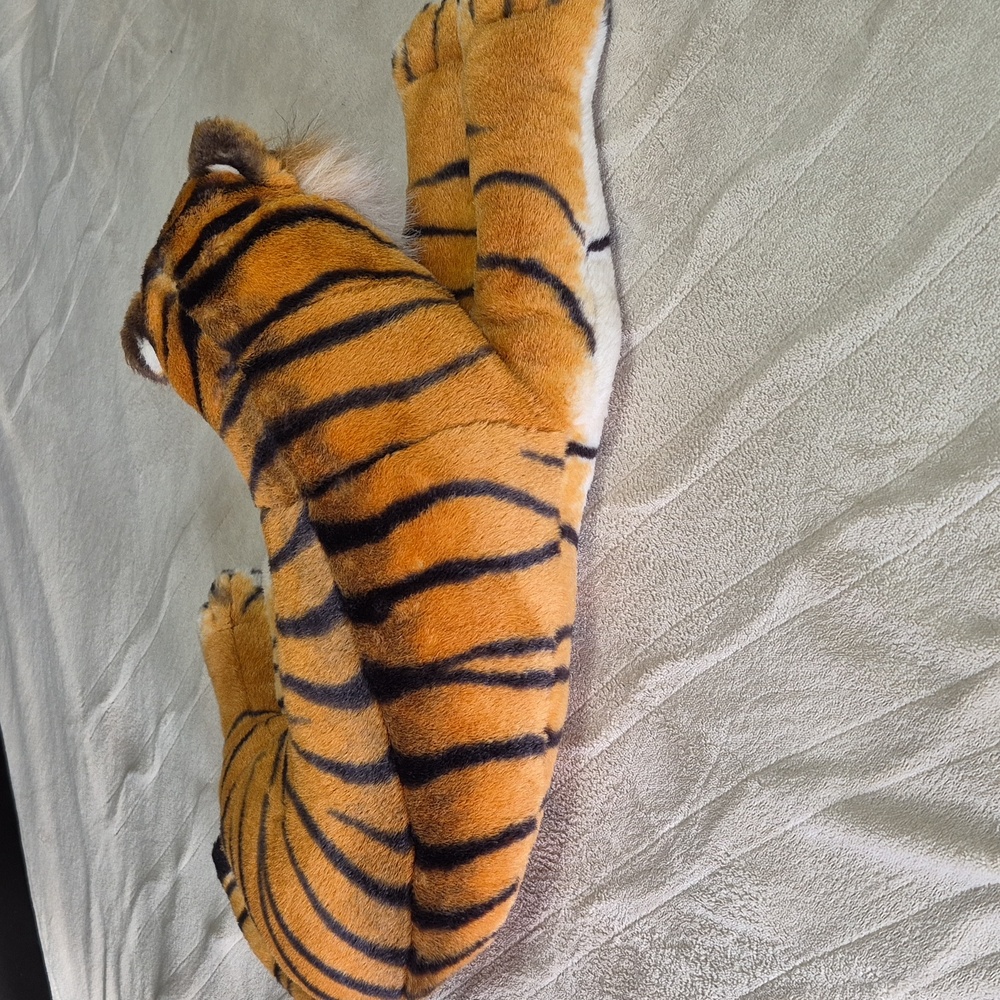 Vintage KellyToy TIGER Large 20" Plush Stuffed Animal Green RING Eye Realistic - Picture 4 of 12
